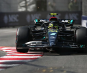 Lewis Hamilton Iri Dengan Kecepatan Aston Martin Yang Makin Kompetitif