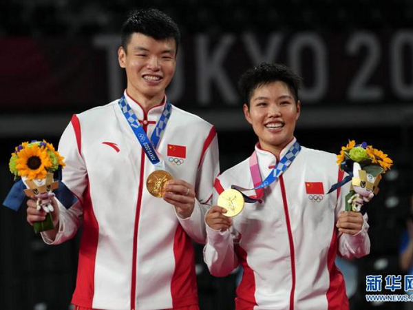 Juara Olimpiade Wang Yi Lyu Resmi Pensiun