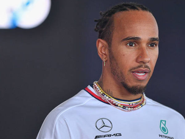 Lewis Hamilton Akui Mercedes Akan Sulit Bersaing di Grand Prix Spanyol