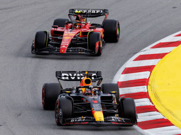 Mustahil Bagi Ferrari untuk Tiru Desain Red Bull