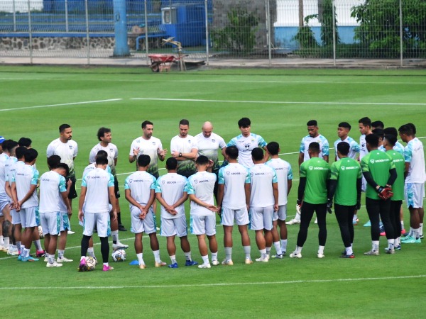 Pemain Persib ketika berlatih