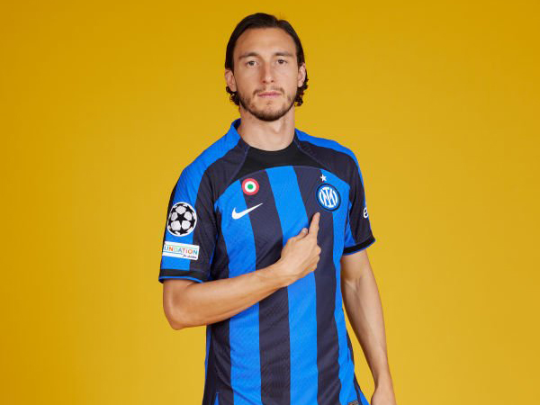 Bek sayap Inter Milan, Matteo Darmian.