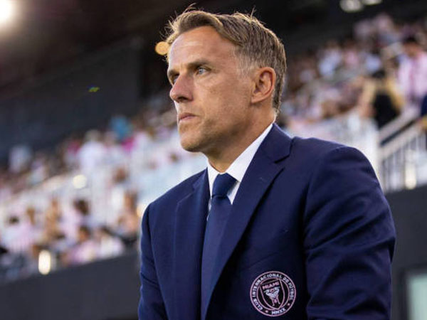 Fired by Inter Miami, Phil Neville joins the Canadian national team
