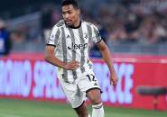 Juventus Mencoba untuk Singkirkan Alex Sandro