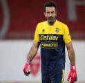 Masih Punya Kontrak di Parma, Gianluigi Buffon Pilih Gantung Sepatu