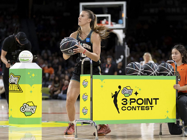 Sabrina Ionescu pecahkan rekor impresif pada kompetisi Three Point Contest.