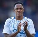 Salip Cagliari, Fiorentina Hampir Dapatkan Yerry Mina
