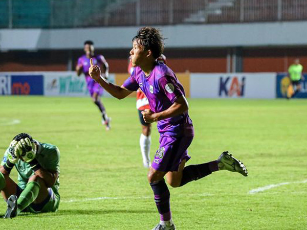 Gelandang andalan Rans Nusantara FC, Mitsuru Maruoka