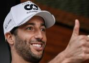 Patah Tulang, Daniel Ricciardo Bakal Dirawat Dokter MotoGP