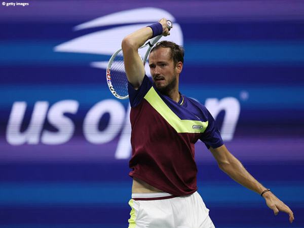 Bertanding Hingga Larut Di US Open, Daniil Medvedev Kembali Soroti Tingkah Penonton