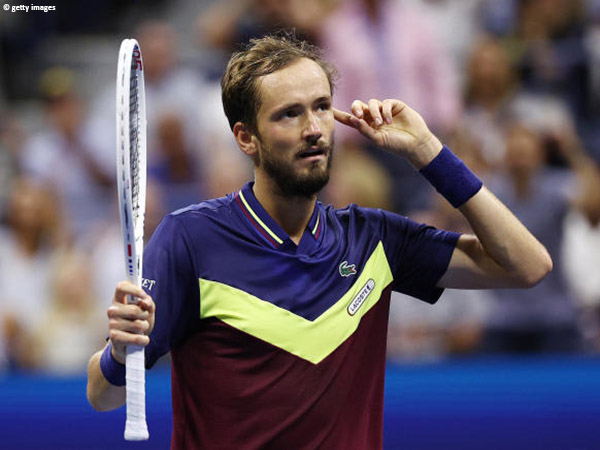 Hasil US Open: Usaha Pertahankan Gelar Carlos Alcaraz Berakhir Di Tangan Daniil Medvedev