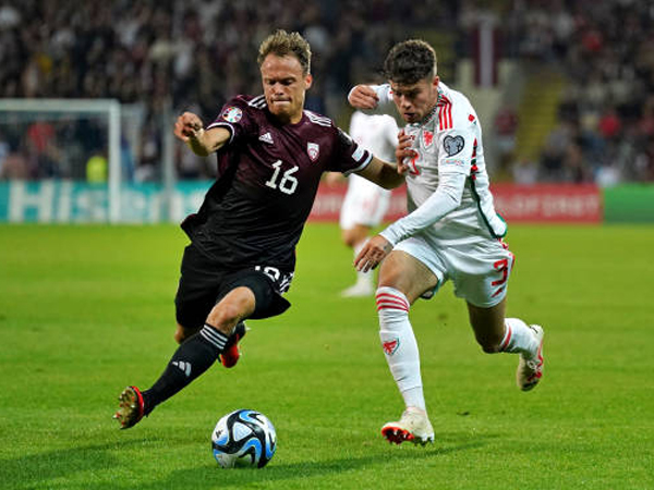 Taklukkan Latvia 2-0, Wales Masih Belum Meyakinkan