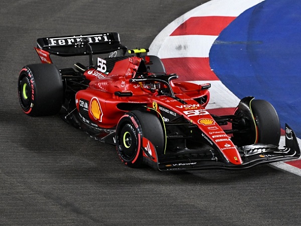 Hasil Kualifikasi F1 GP Singapura: Sainz Ungguli Russell