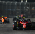 Menang di GP Singapura, Carlos Sainz Jr Makin Nyaman Dengan Mobilnya