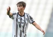 Cedera Alex Sandro Beri Jalan untuk Talenta Muda Juventus Dean Huijsen