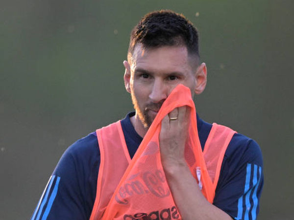 Hadapi Paraguay, Lionel Scaloni Konfirmasi Lionel Messi Belum Tentu Main