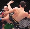 Hasil UFC 294: Islam Makhachev KO Alex Volkanovski di Ronde Pertama