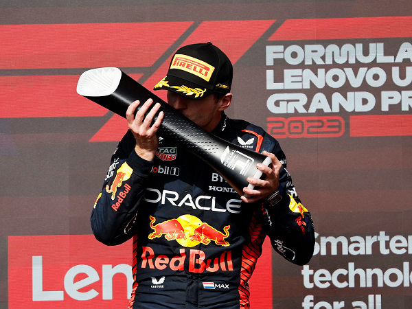 Max Verstappen makin kokoh di puncak klasemen usai rajai GP AS.