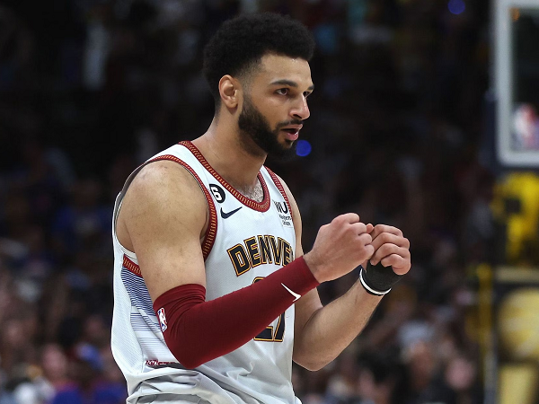 Cedera hamstring buat Jamal Murray kemungkinan absen lama.