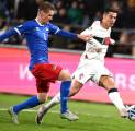 Cristiano Ronaldo Cetak Gol, Portugal Menang 2-0 atas Liechtenstein