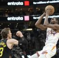 Hasil NBA: Phoenix Suns Hentikan Utah Jazz 140-137 Lewat Dua OT