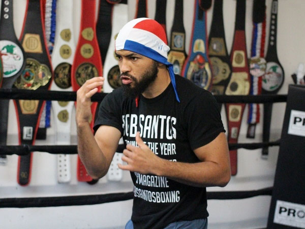 Hector Garcia menjalani pemusatan latihan di Las Vegas untuk pertarungan wajib Lamont Roach. (Foto: Boxingnews24)
