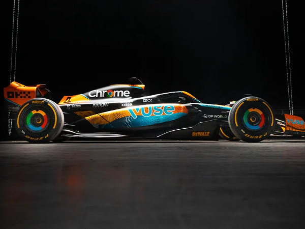 McLaren dengan livery khusus di GP Abu Dhabi