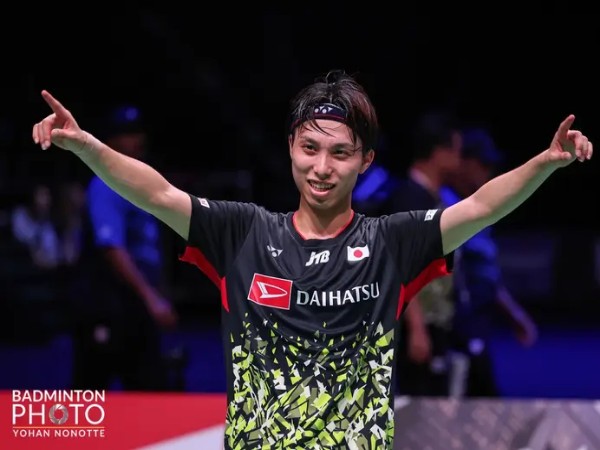 Kodai Naraoka Vs Kenta Nishimoto di Final China Masters 2023