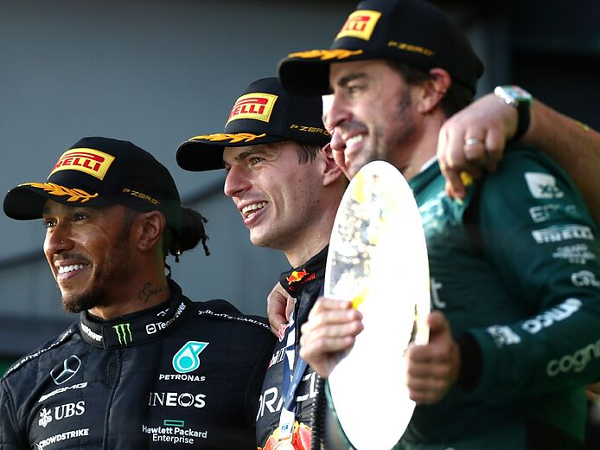 Max Verstappen, Lewis Hamilton, dan Fernando Alonso menjadi tiga pebalap F1 dengan penghasilan tertinggi versi Forbes