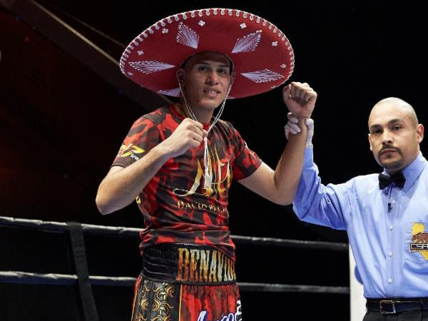 David Benavidez siap bertarung kapan saja melawan Canelo Alvarez pada 2024. (Foto: Ring TV)