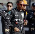 Bos Mercedes dan Sang Istri Tersandung Kasus, Lewis Hamilton Beri Pembelaan