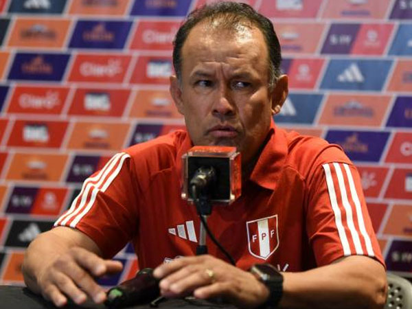 Setelah Serangkaian Hasil Buruk, Timnas Peru Pecat Juan Reynoso