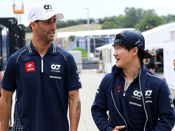 Yuki Tsunoda dan Daniel Ricciardo