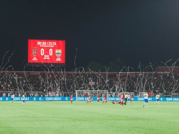 Laga Bali United kontra Persib Bandung disaksikan langsung oleh 10.000 penonton