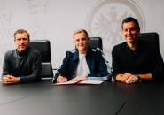 Eintracht Frankfurt Resmi Pinjam Donny van de Beek dari Man United