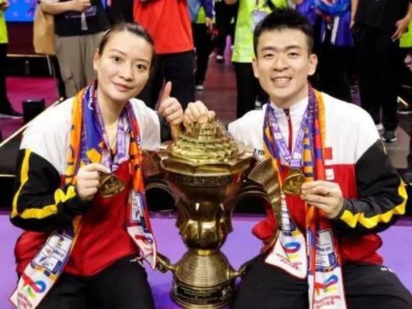 Zheng Siwei/Huang Yaqiong Mundur Dari India Open 2024