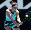 Hasil Australian Open: Elina Svitolina Mundur, Laju Linda Noskova Berlanjut