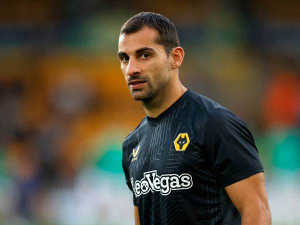 Bek Wolverhampton, Jonny Jalin Pembicaraan Transfer Dengan PAOK Salonika