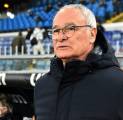 Claudio Ranieri Pimpin Pemain Cagliari Beri Penghormatan Untuk Gigi Riva