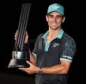 Joaquin Niemann Kalahkan Sergio Garcia, Juarai Turnamen Pembuka LIV Golf
