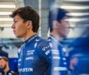 Alex Albon Prediksi Verstappen Akan Unggul 25 detik di GP Bahrain