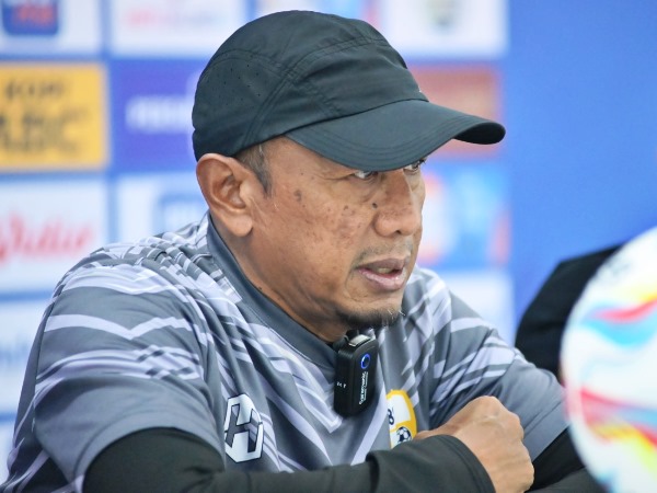 Pelatih Barito Putera, Rahmad Darmawan dalam jumpa pers jelang laga