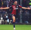 Cagliari Kehilangan Leonardo Pavoletti Karena Cedera Retak Metatarsal
