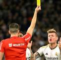Toni Kroos Protes Keputusan Wasit Saat Kalahkan Sevilla
