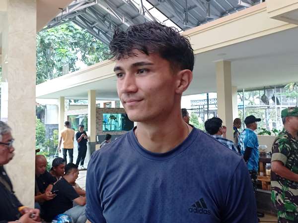 Kiper Persib, Kevin Ray Mendoza