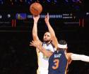 Hasil NBA: Golden State Warriors Tumbangkan New York Knicks 110-99