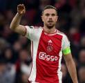 Jordan Henderson Temukan Kebahagiannya Kembali di Ajax