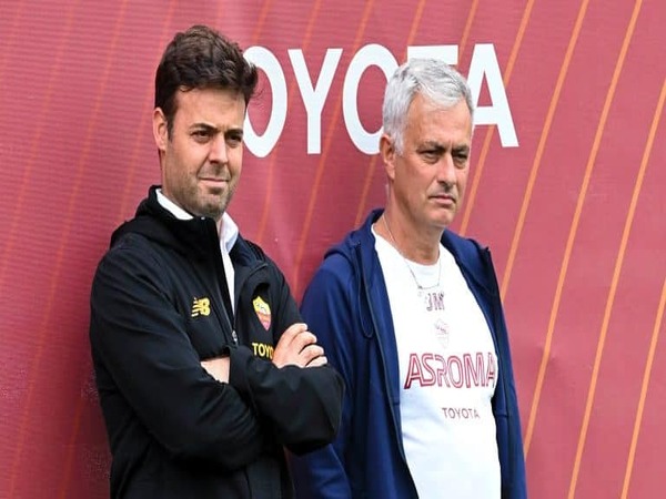 Mantan Direktur AS Roma yaitu Tiago Pinto, mengenang Jose Mourinho sebagai sosok yang penuh dengan tuntutan ketika keduanya bahu-membahu di Giallorossi / via Getty Images