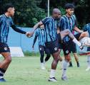 Pemain Arema FC Dituntut Jaga Kualitas Kebugaran di Tengah Jadwal Padat