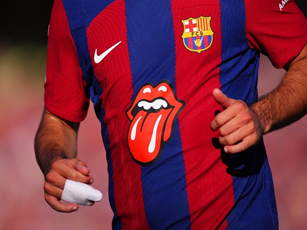 Barcelona Akan Kenakan Seragam 'Khusus' Lawan Real Madrid